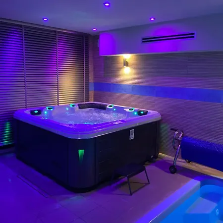 12 Mazury Pool-luksusowy Dom Na Mazurach Z Jacuzzi, Basenem I Sauna Na Wylacznosc * Buczki