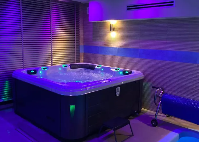 12 Mazury Pool-luksusowy Dom Na Mazurach Z Jacuzzi, Basenem I Sauna Na Wylacznosc * Buczki