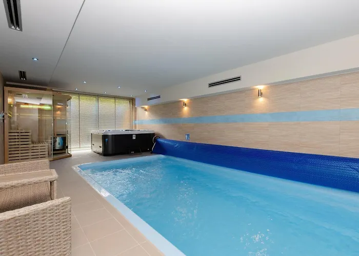 12 Mazury Pool-luksusowy Dom Na Mazurach Z Jacuzzi, Basenem I Sauna Na Wylacznosc