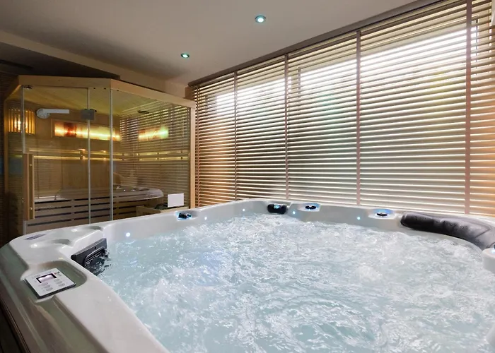 12 Mazury Pool-luksusowy Dom Na Mazurach Z Jacuzzi, Basenem I Sauna Na Wylacznosc Villa